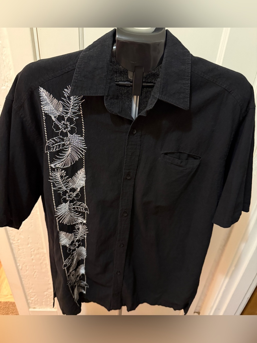 Men's Black Short-Sleeve Button-Up Shirt with White Floral Embroidery